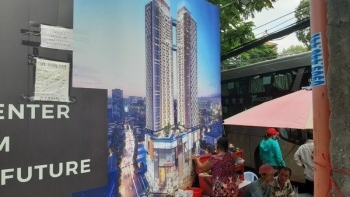 “Khu ổ chuột” cạnh căn hộ siêu sang thách giá 300 triệu/m2